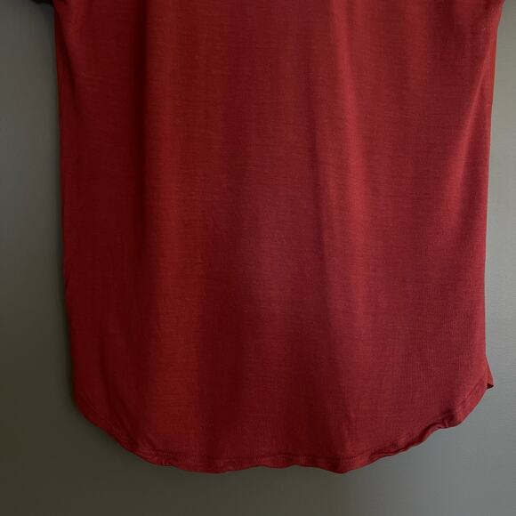 LOFT Split Neck Shirred Flutter Tee Top Size Small Lightweight Mixed Media Shell - Picture 10 of 11